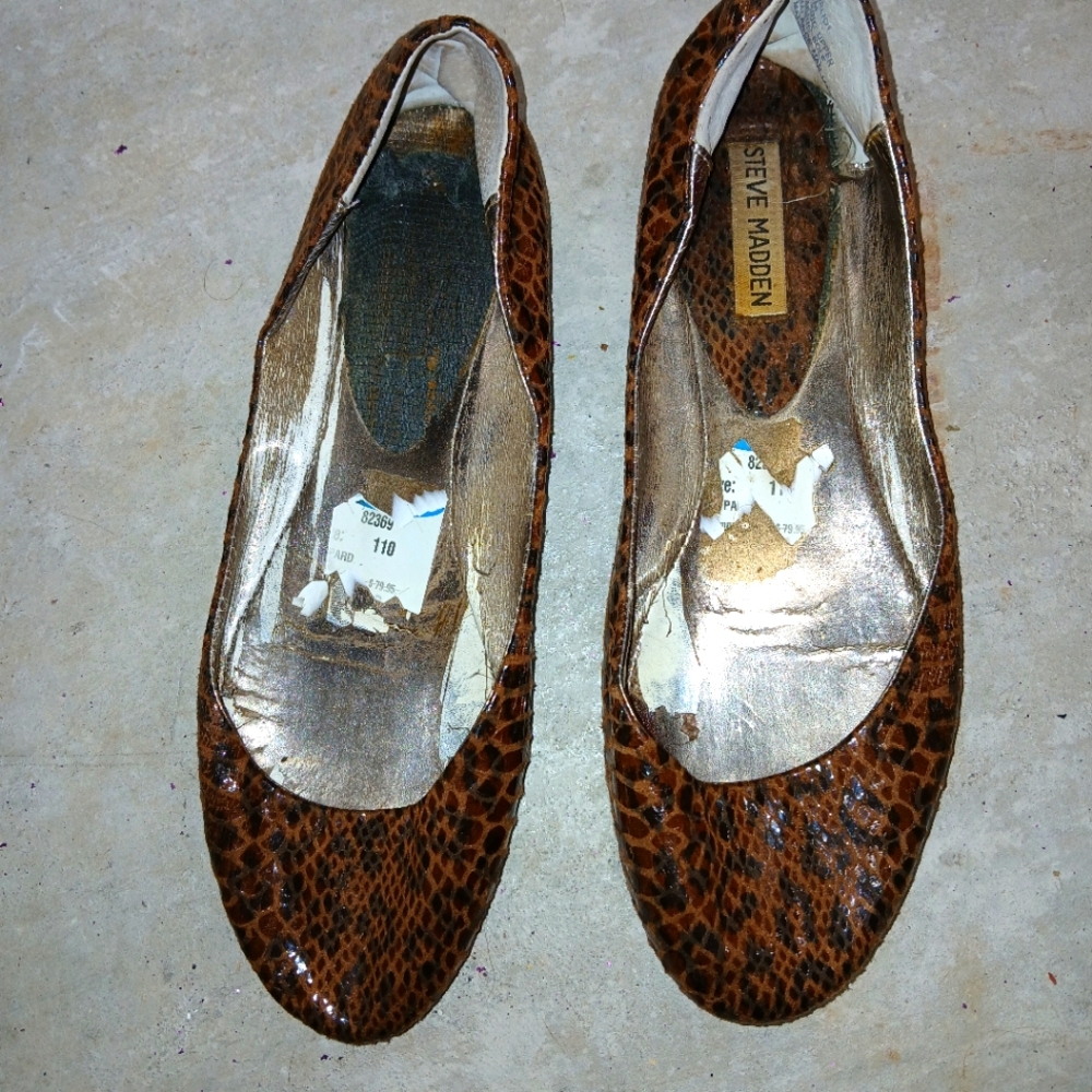 Steve Madden Animal print flats